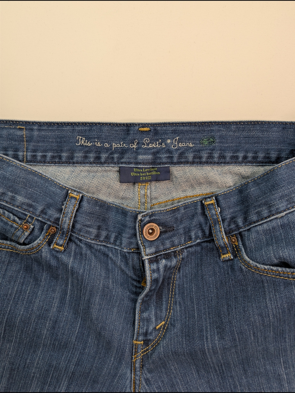 Vintage Levi's Women's Ultra Low Rise Bootcut Jeans - Dark Blue Wash - Picture 4 of 10